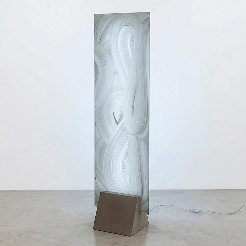 Cuatro Cuatros WHITEWASH floor lamp collectible design